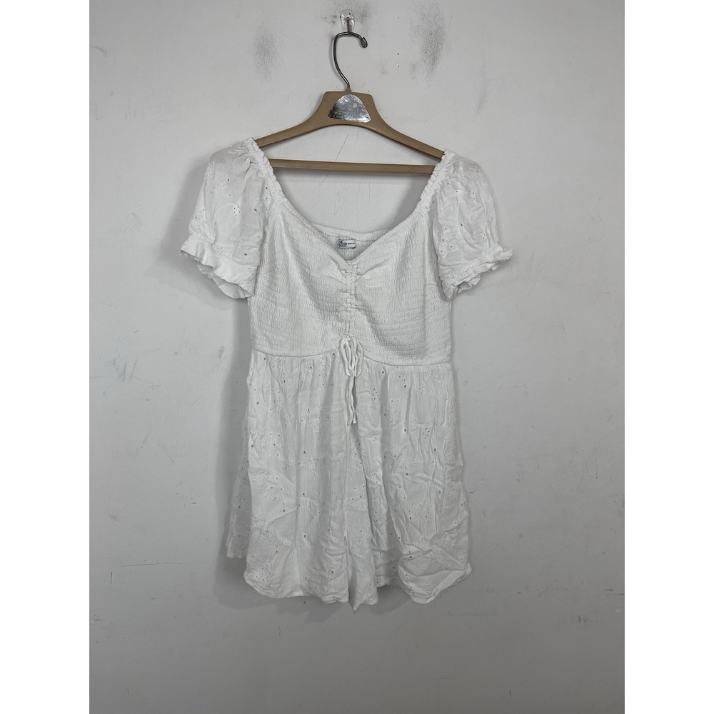 Hollister Womens Shortalls‎ Romper Large White Beachy Smocked Milkmaid Vacation